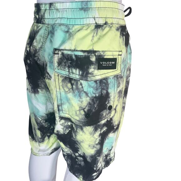 Volcom Big Boys Saturate Drawstring Trunks Small NWT - Picture 3 of 3